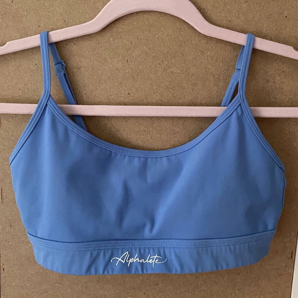 Alphalete sports bra